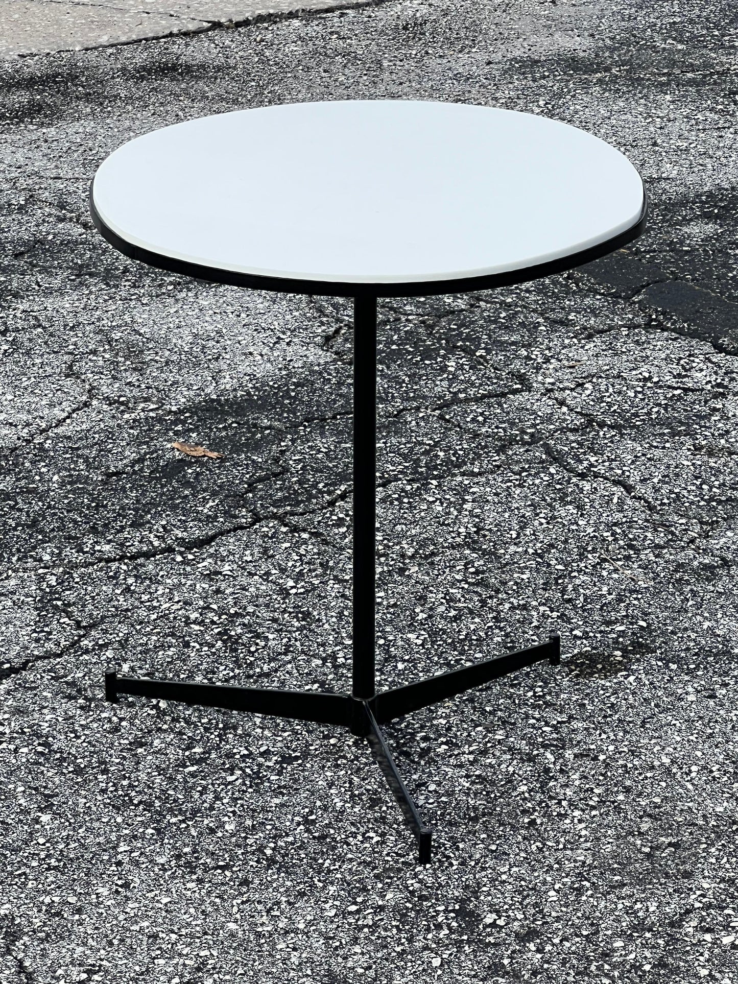 Frisman Vintage A Classic Paul McCobb Side Table Wrought Iron And Vitrolite ca' 1950's
