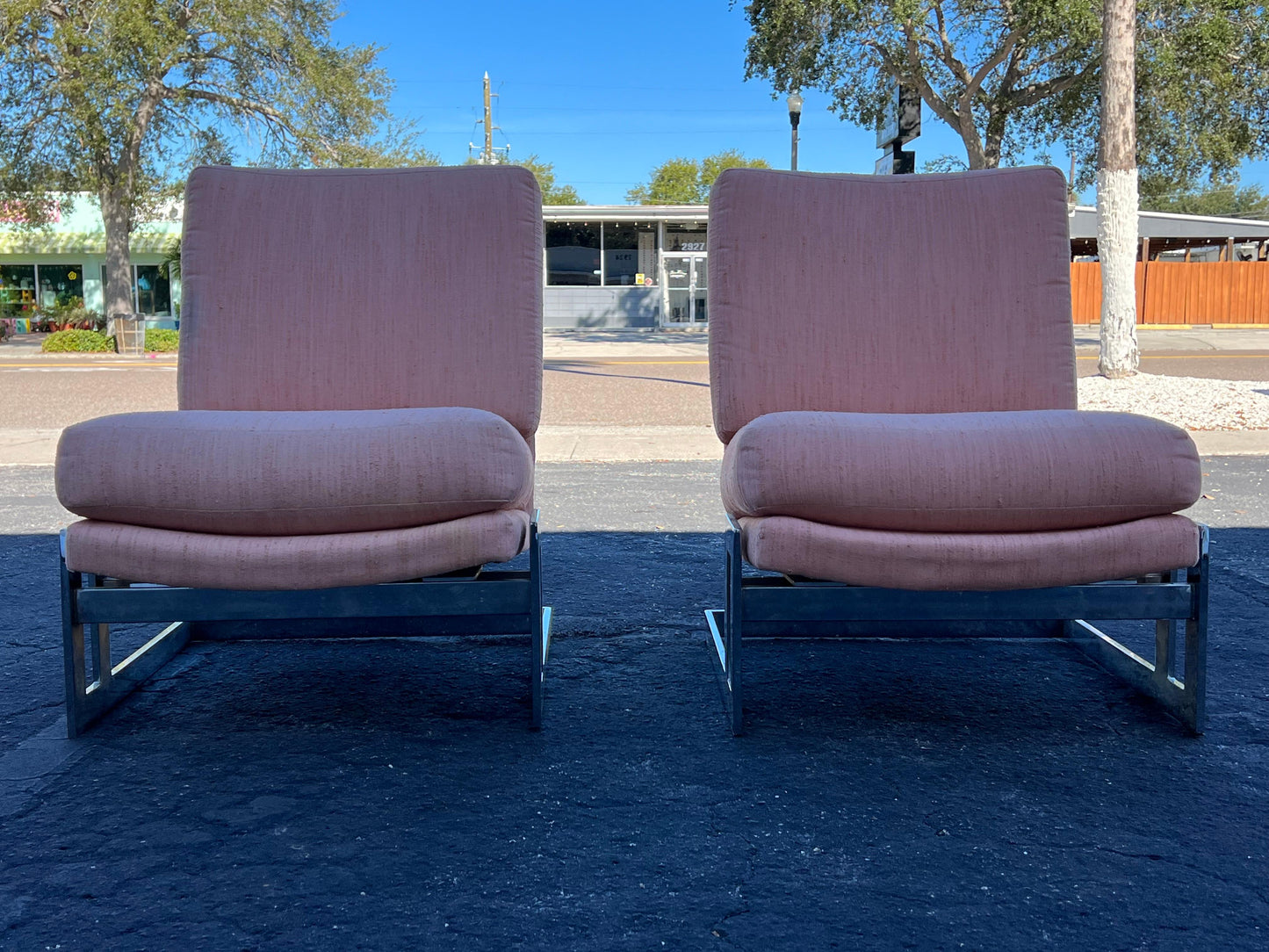 Frisman Vintage A Pair Of Vintage Milo Baughman Cantilever Slipper Chairs With Ottoman