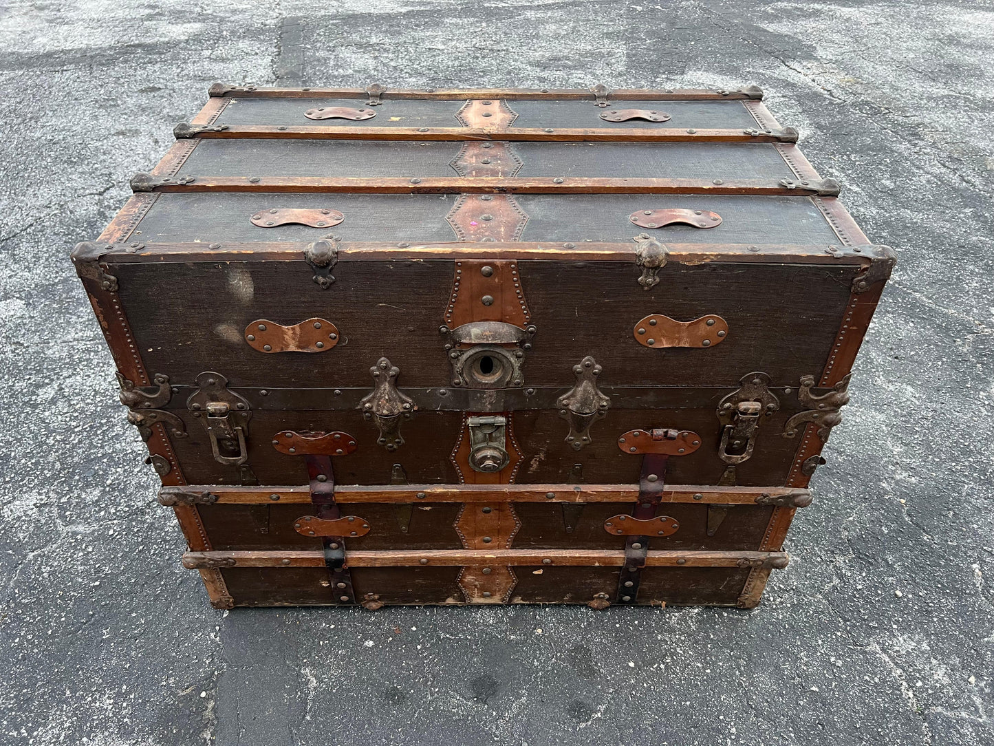 Frisman Vintage Antique Steamer Trunk Late 19th Century
