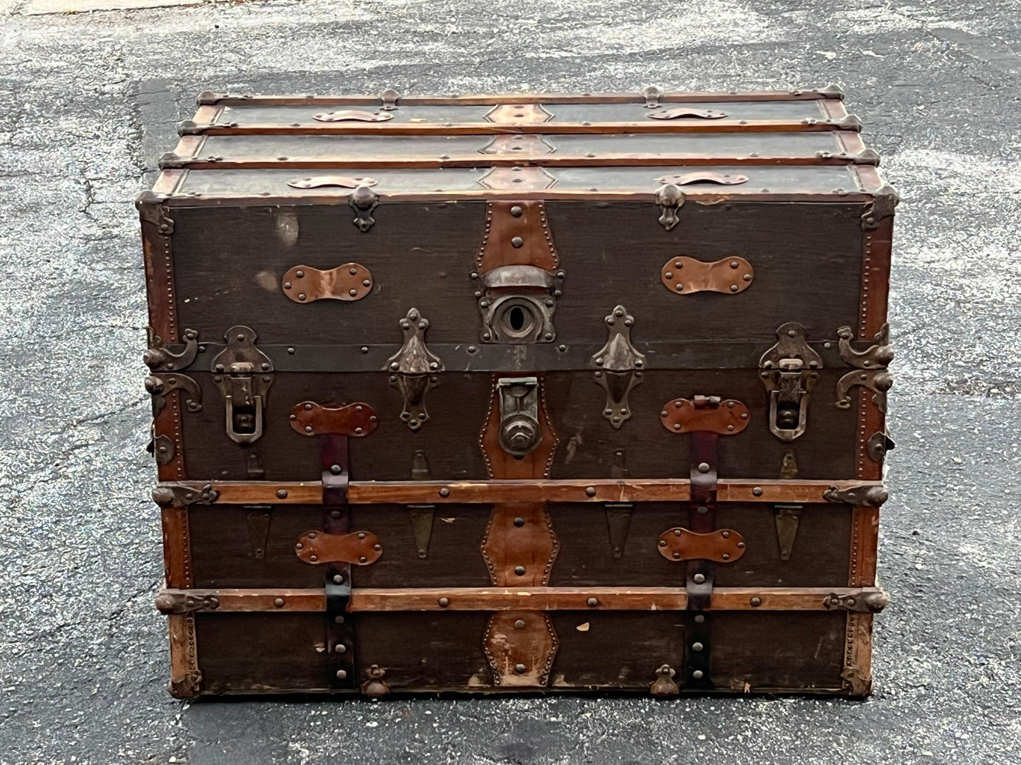 Frisman Vintage Antique Steamer Trunk Late 19th Century