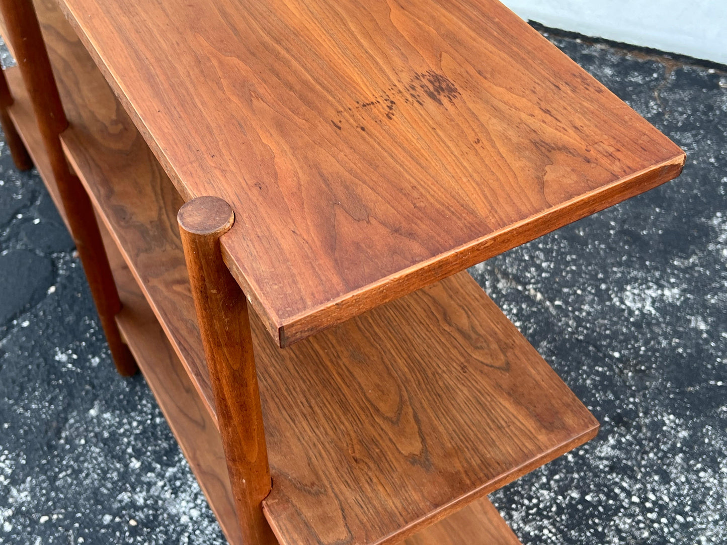 Frisman Vintage Milo Baughman For Glenn Of California Bookshelf Walnut Patina 1950's