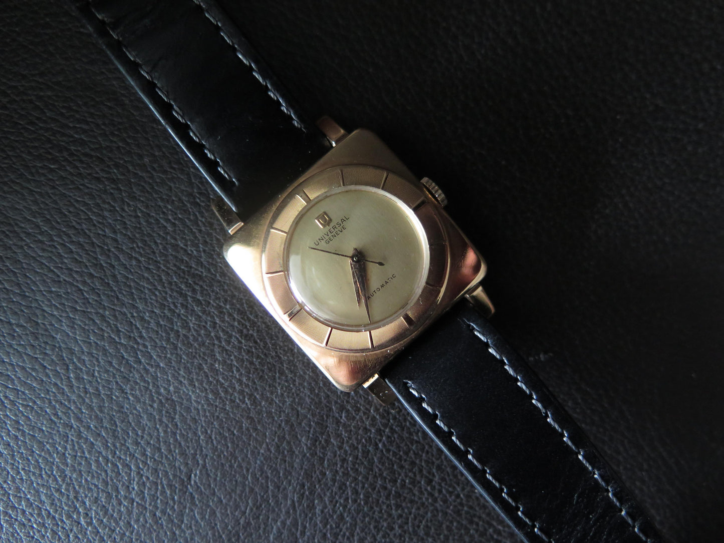 Frisman Vintage Universal Geneve Pink Gold Bumper Automatic Watch