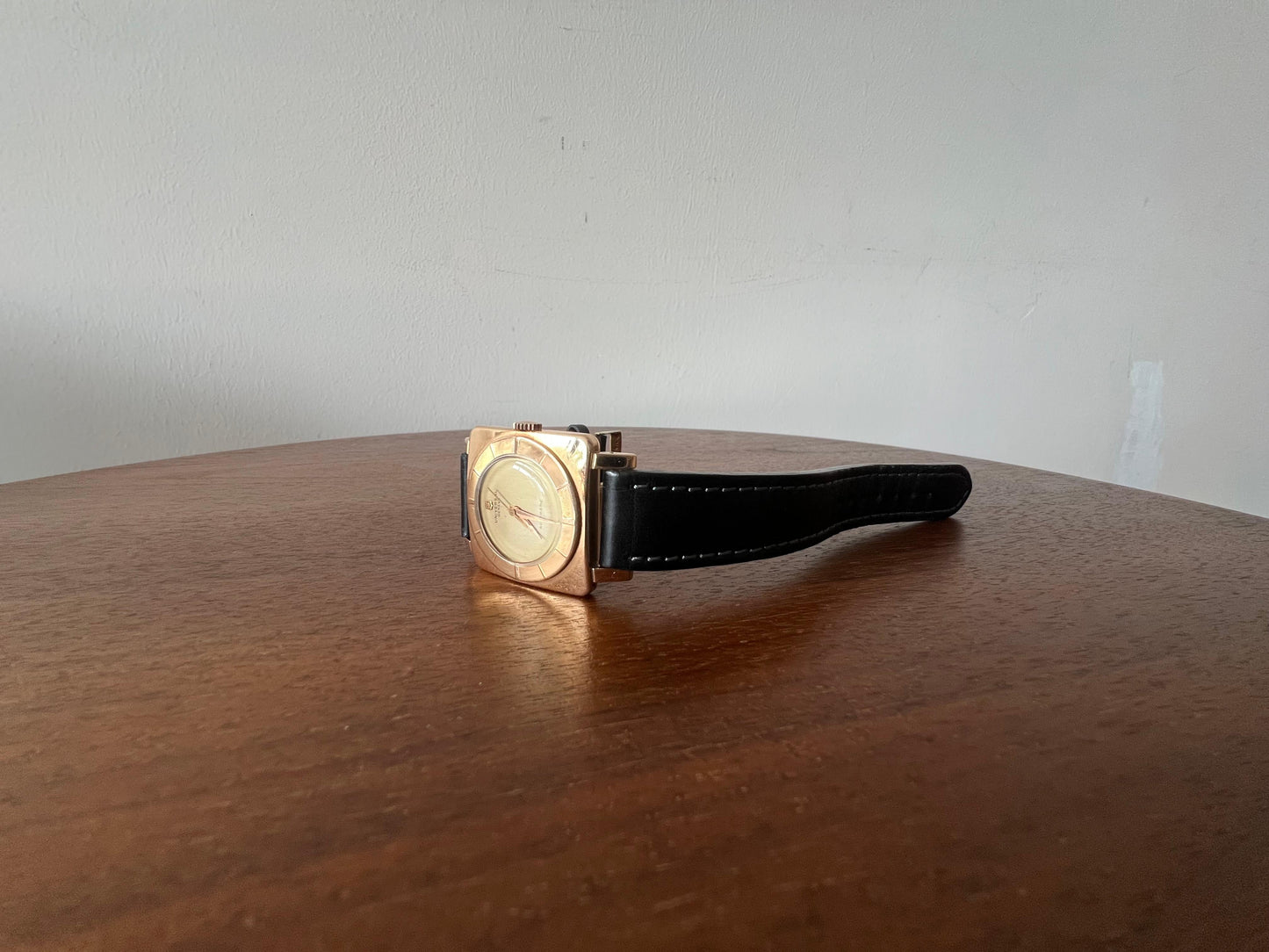 Frisman Vintage Universal Geneve Pink Gold Bumper Automatic Watch