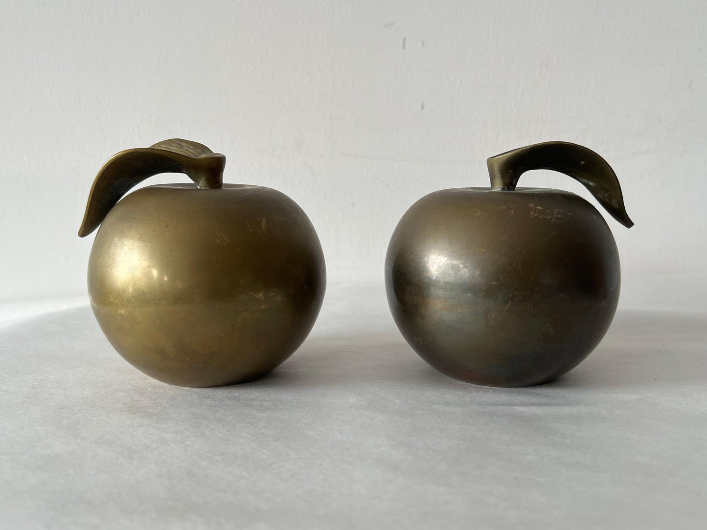 Frisman Vintage A Pair Of Brass Apple Sculptures Decorative 1960's