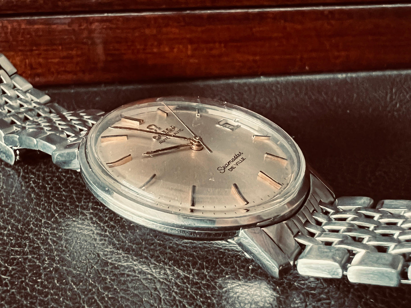 Frisman Vintage Omega Seamaster Deville With Date ca' 1960's