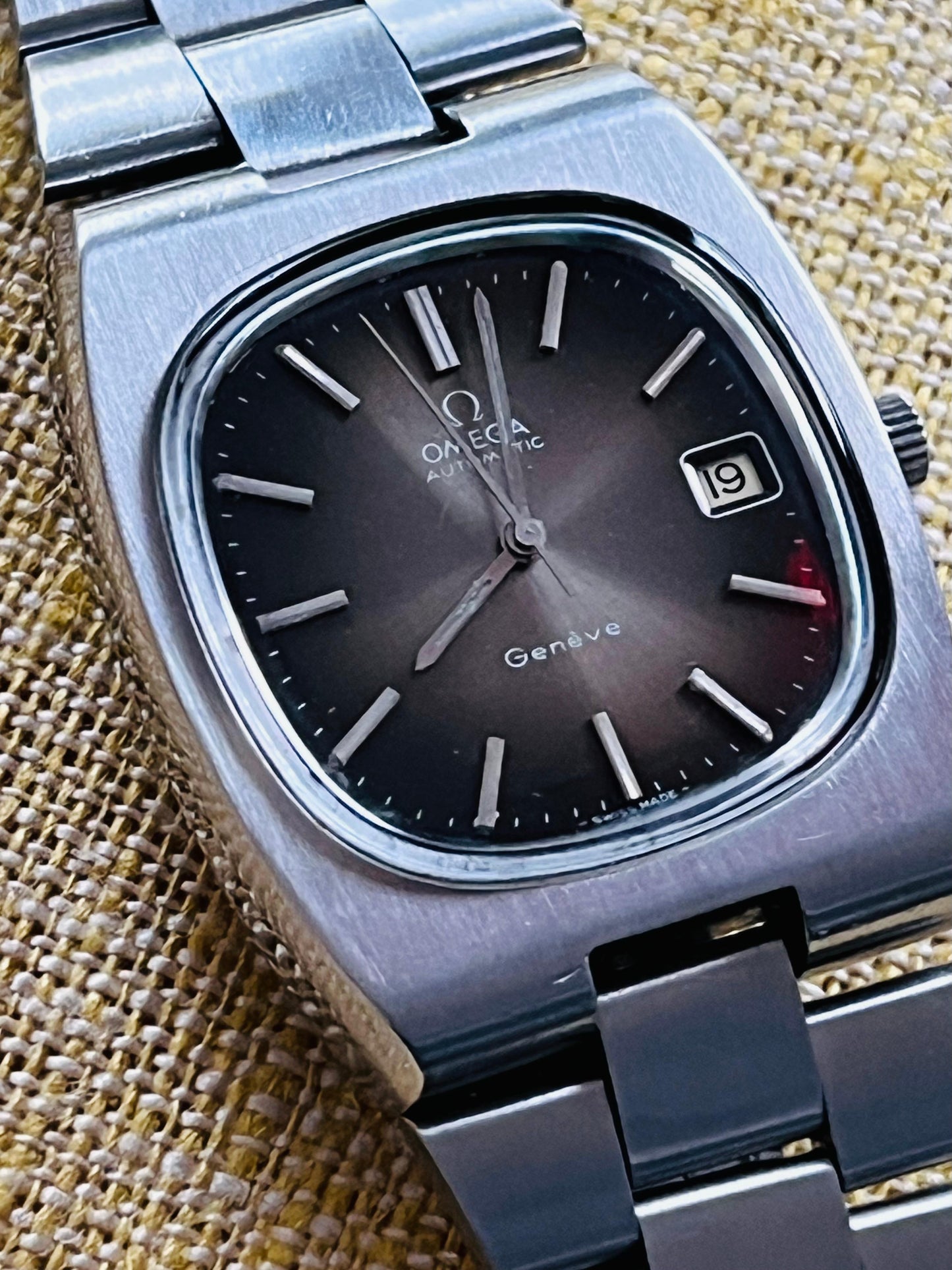 Frisman Vintage 1970's Omega Geneve Vintage Mens TV Shaped Watch with Original Tropical Dial