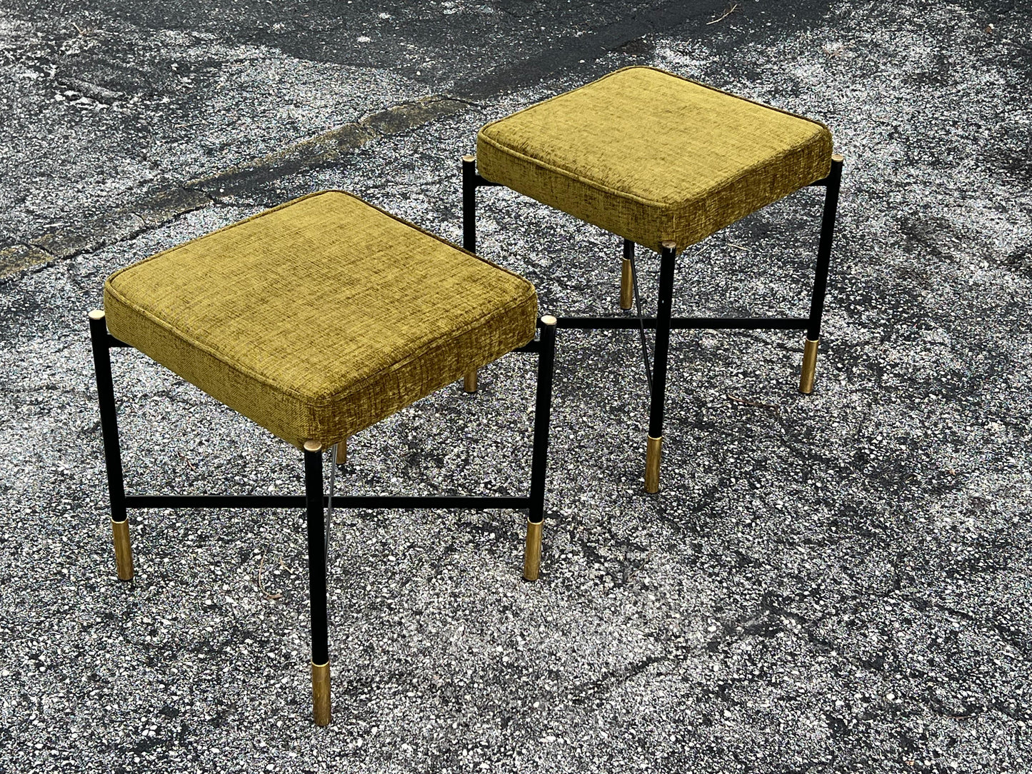 Frisman Vintage A Pair Of Italian Designer Stools Brass And Steel Elegant Post Modern