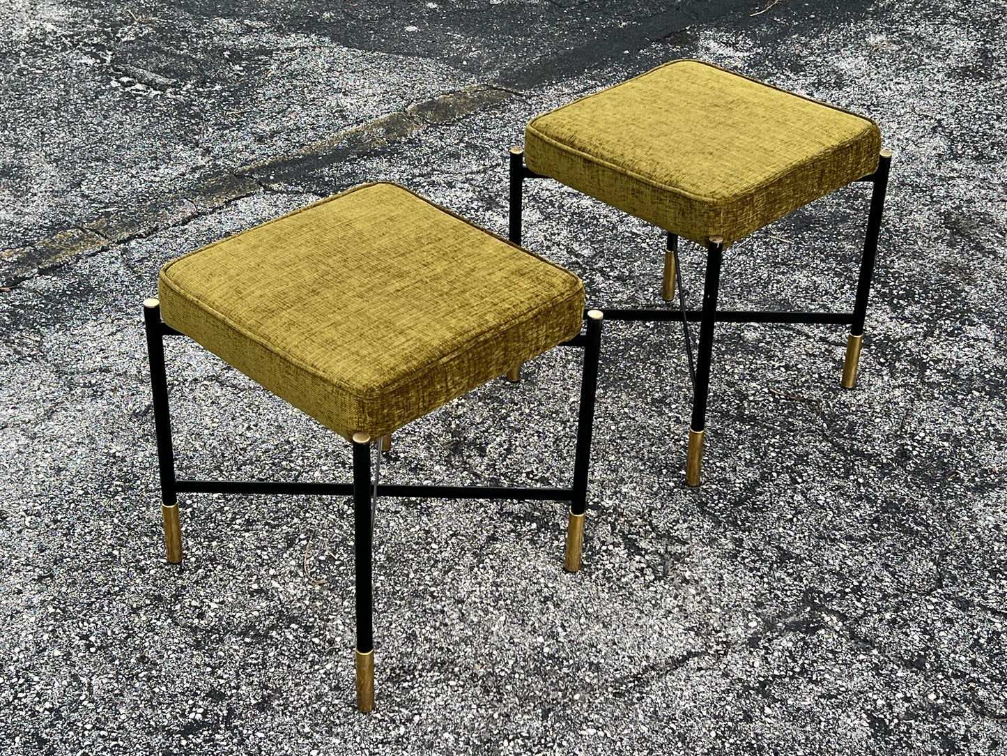 Frisman Vintage A Pair Of Italian Designer Stools Brass And Steel Elegant Post Modern