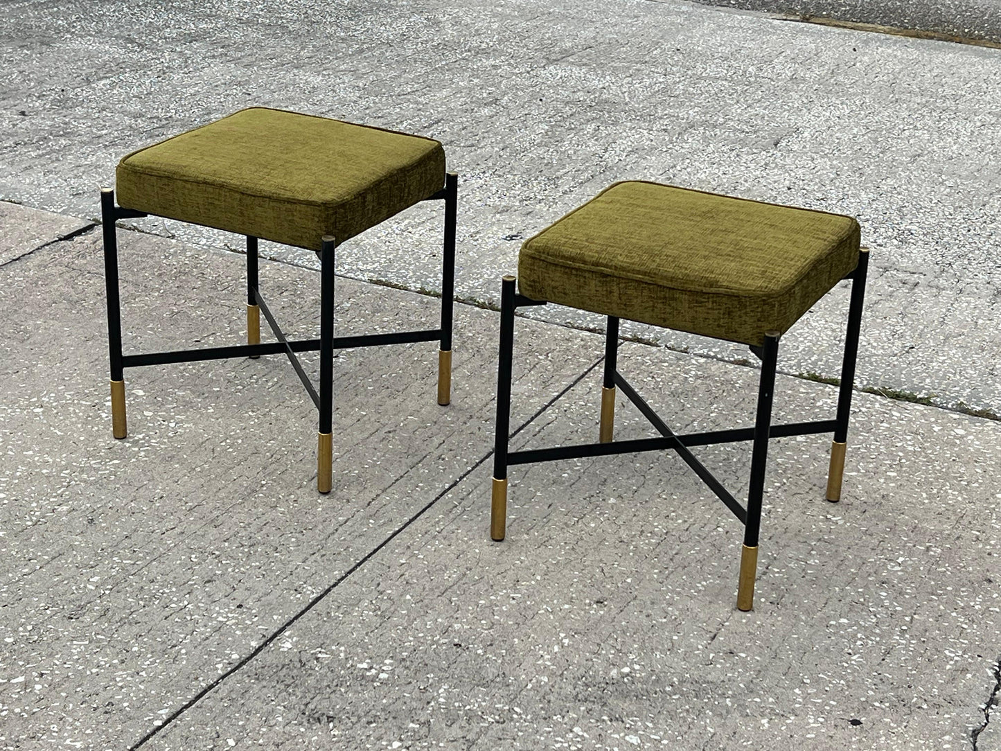 Frisman Vintage A Pair Of Italian Designer Stools Brass And Steel Elegant Post Modern