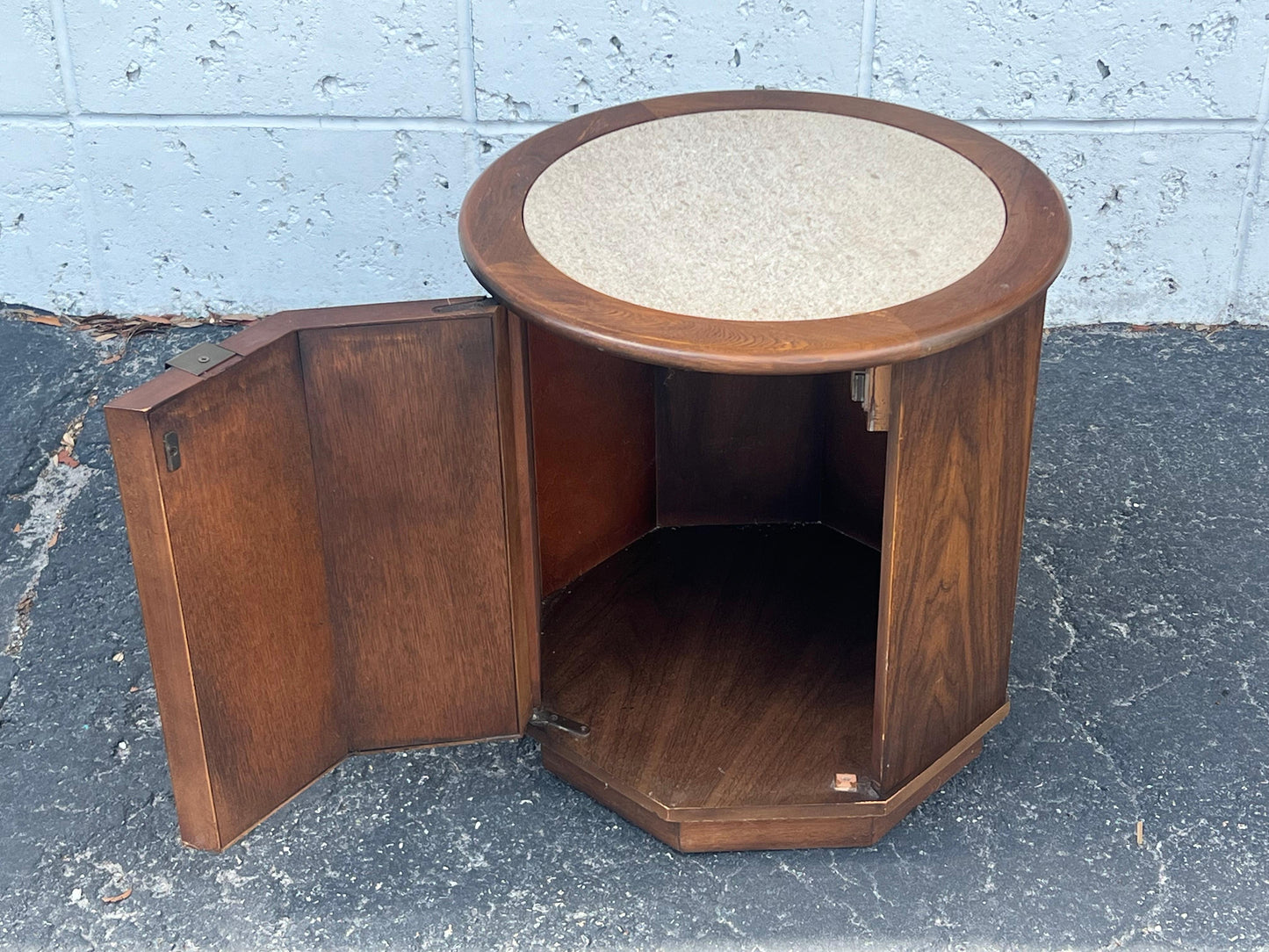 Frisman Vintage Sears Pacesetter Hexagonal Table ca' 1971
