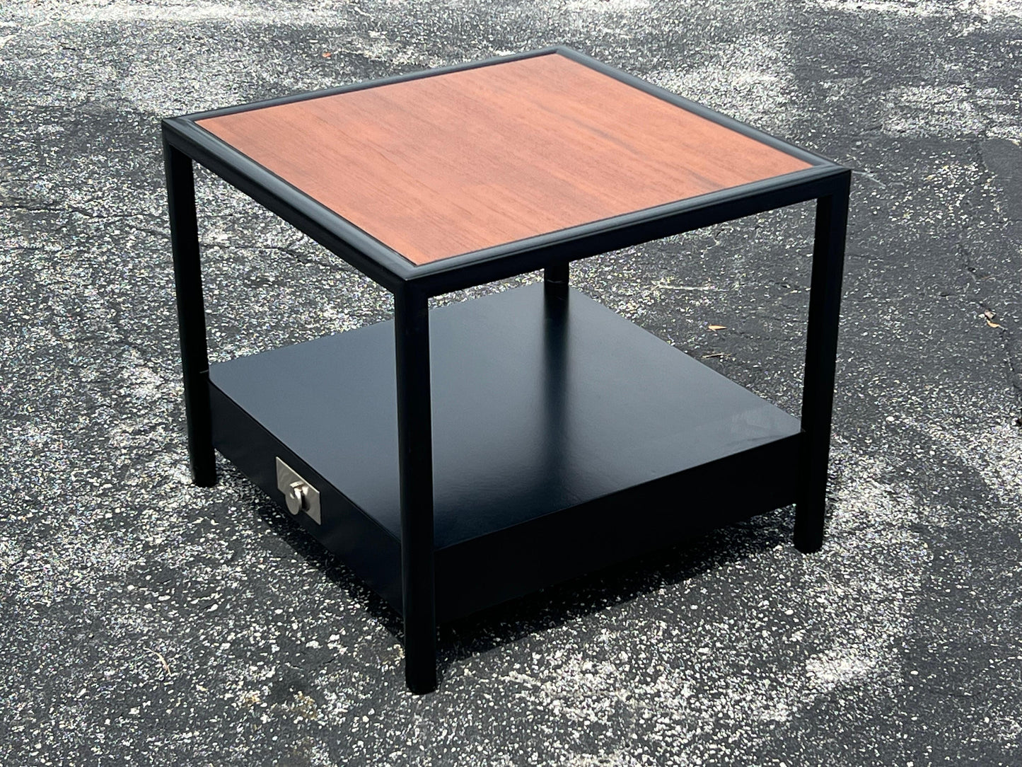 Frisman Vintage Large End Table By Michael Taylor For Baker Ca' 1950's