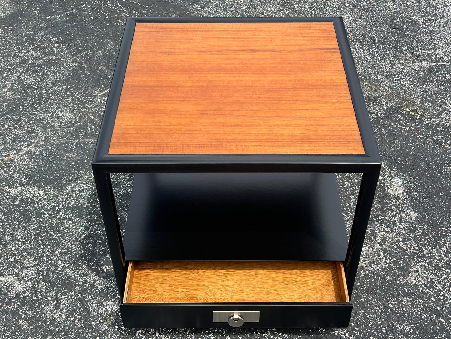 Frisman Vintage Large End Table By Michael Taylor For Baker Ca' 1950's