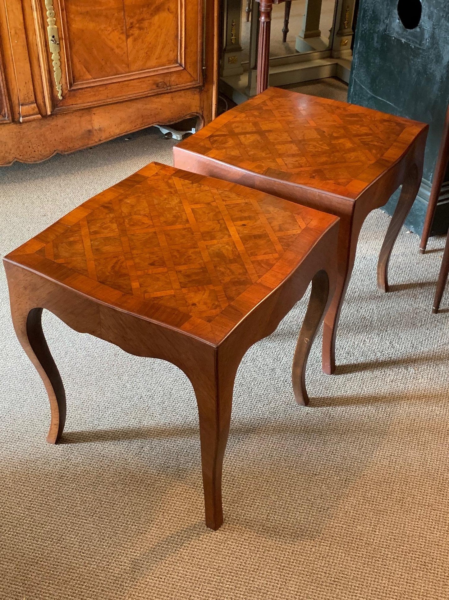 Frisman Vintage Pair of Elegant Italian Tables with Cabriolet Legs