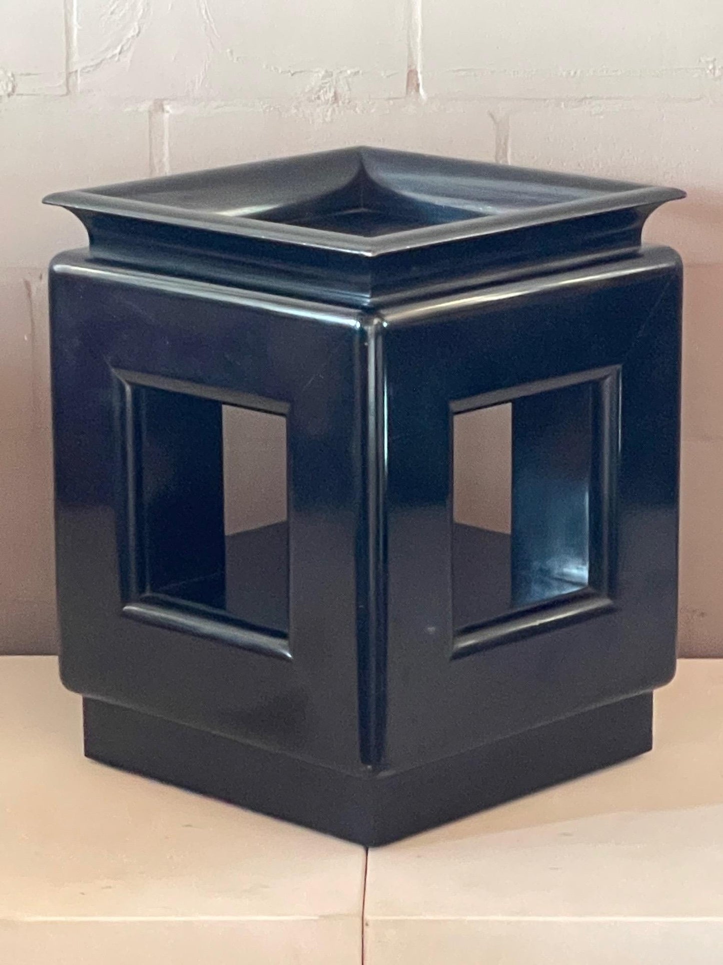 Frisman Vintage James Mont Occasional Pedestal Table Black Laquer