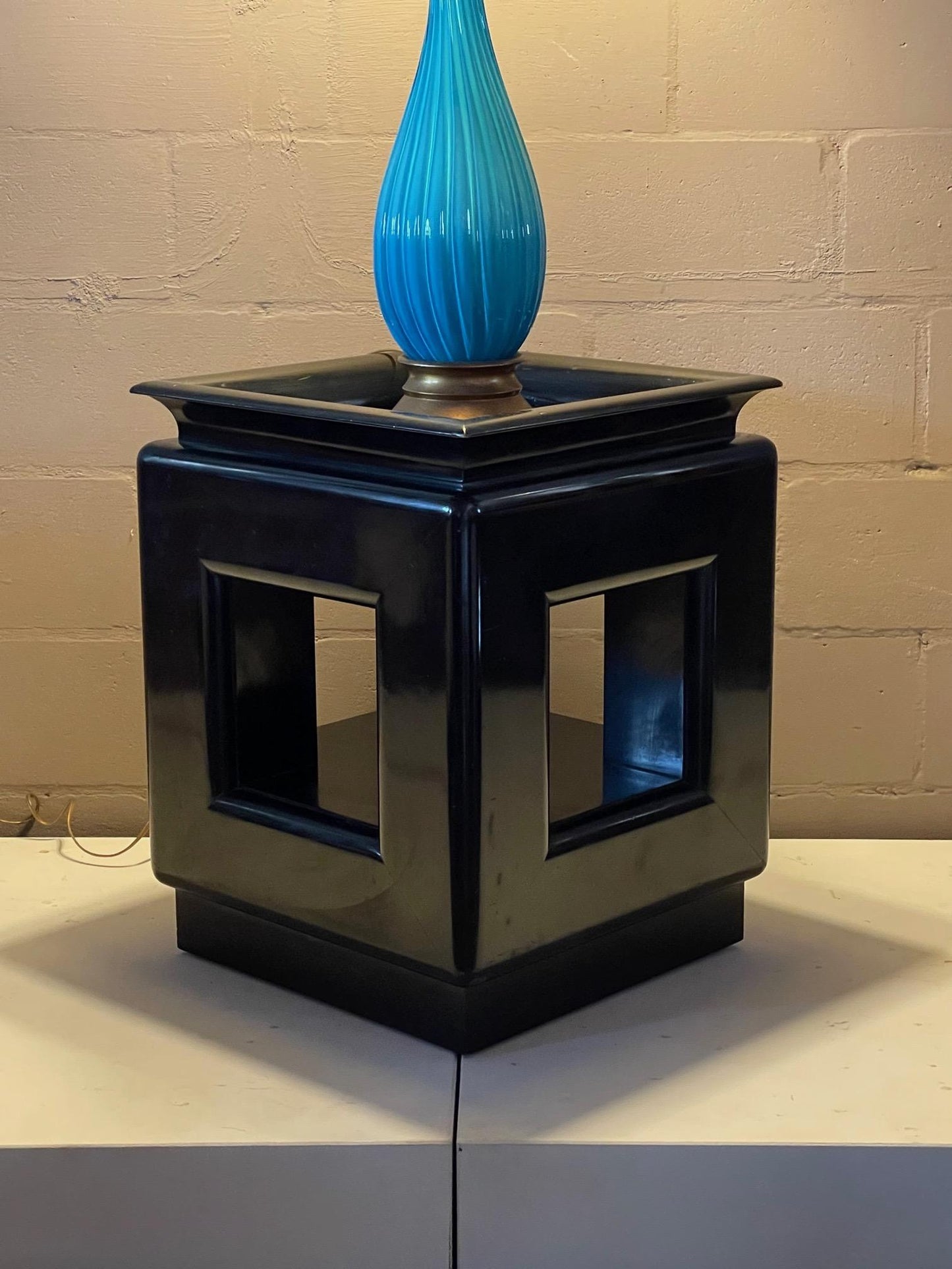 Frisman Vintage James Mont Occasional Pedestal Table Black Laquer