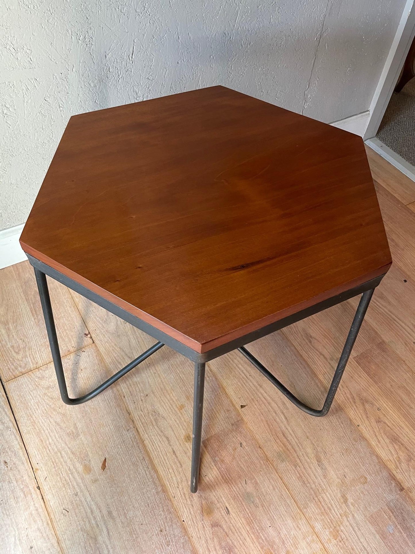 Frisman Vintage Hirondelle Table