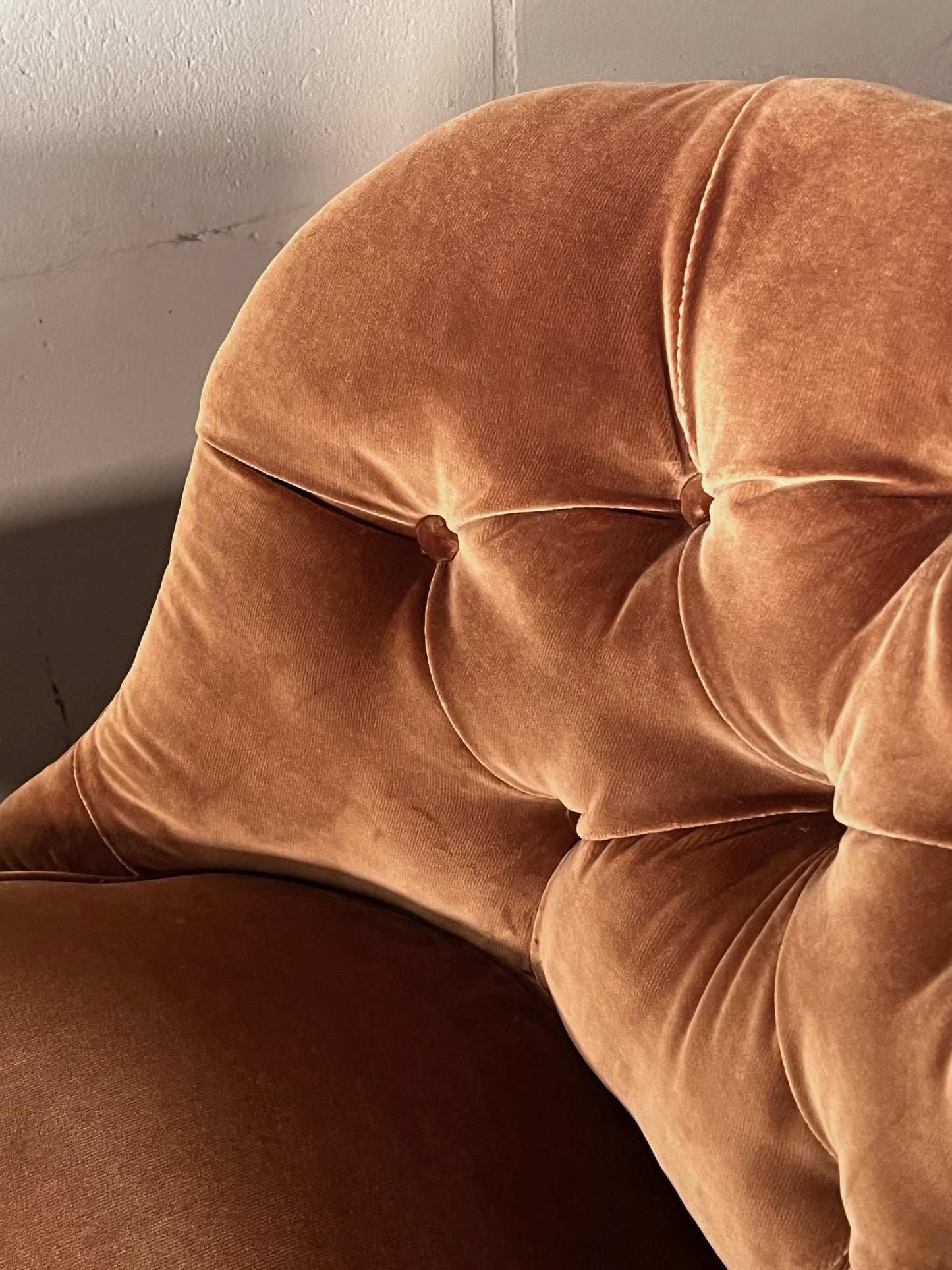 Frisman Vintage Slipper Chairs by Edward Wormley for Dunbar Janus Collection