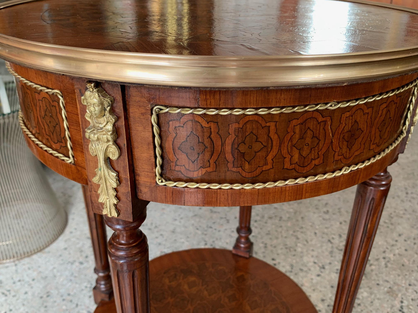 Frisman Vintage Elegant Louis XVI Style Gueridon