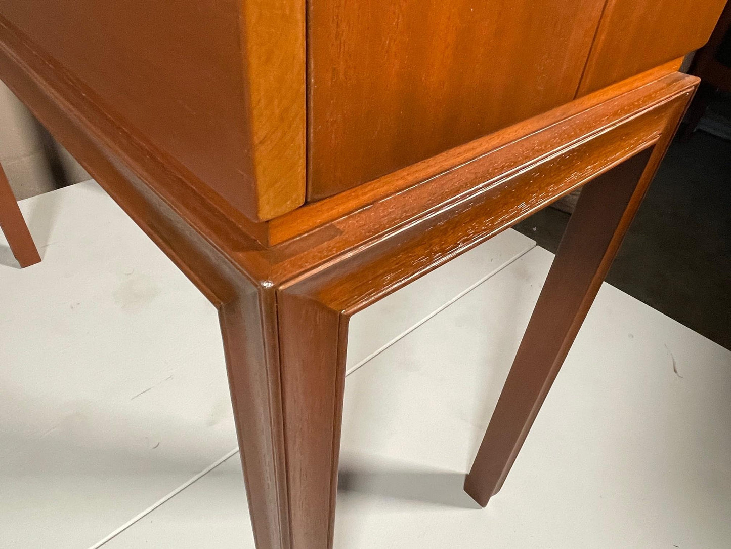 Frisman Vintage Tommi Parzinger Charak Modern Console Table