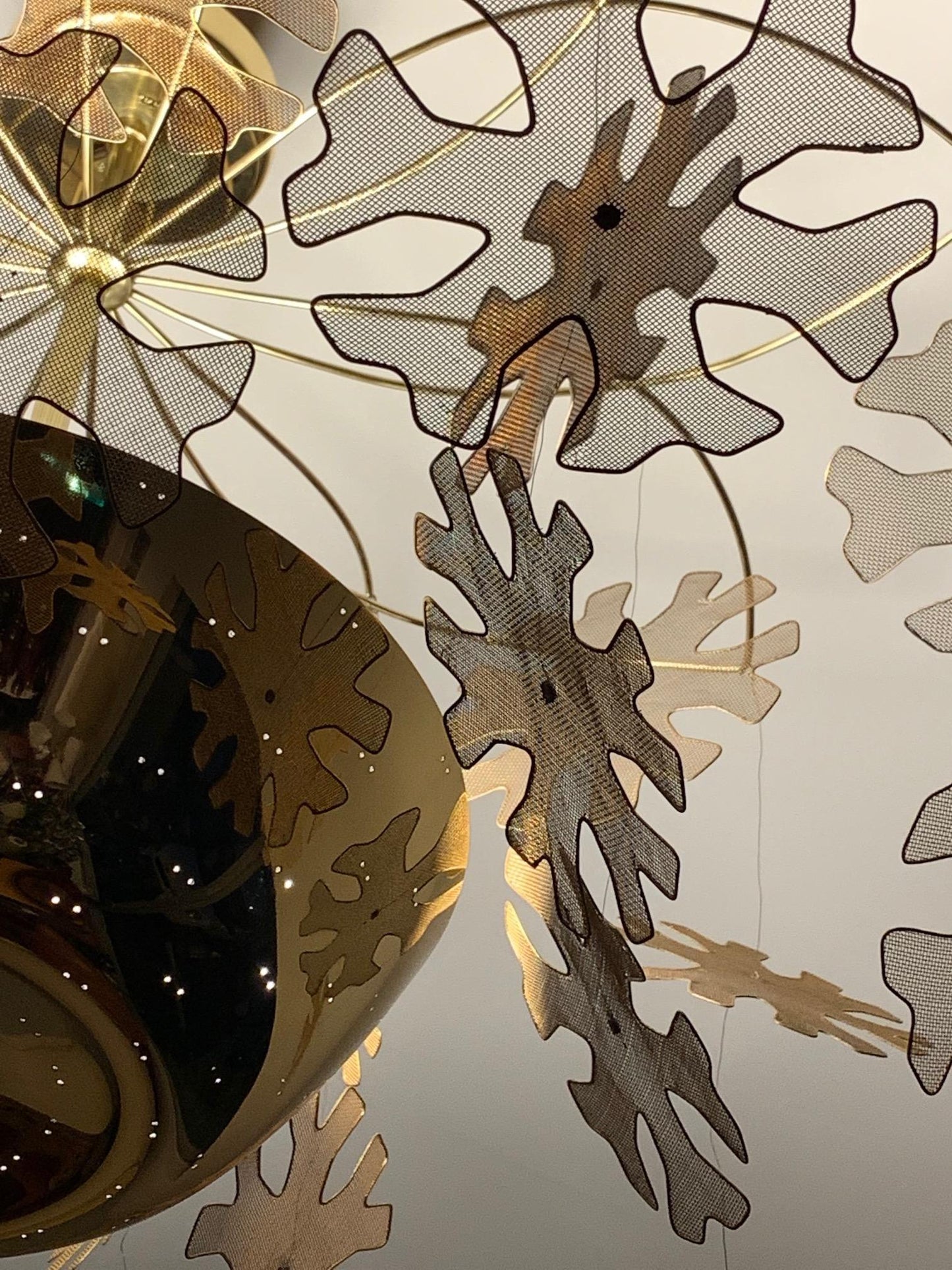 Frisman Vintage Paavo Tynell Chandelier with Snowflakes Model 9065