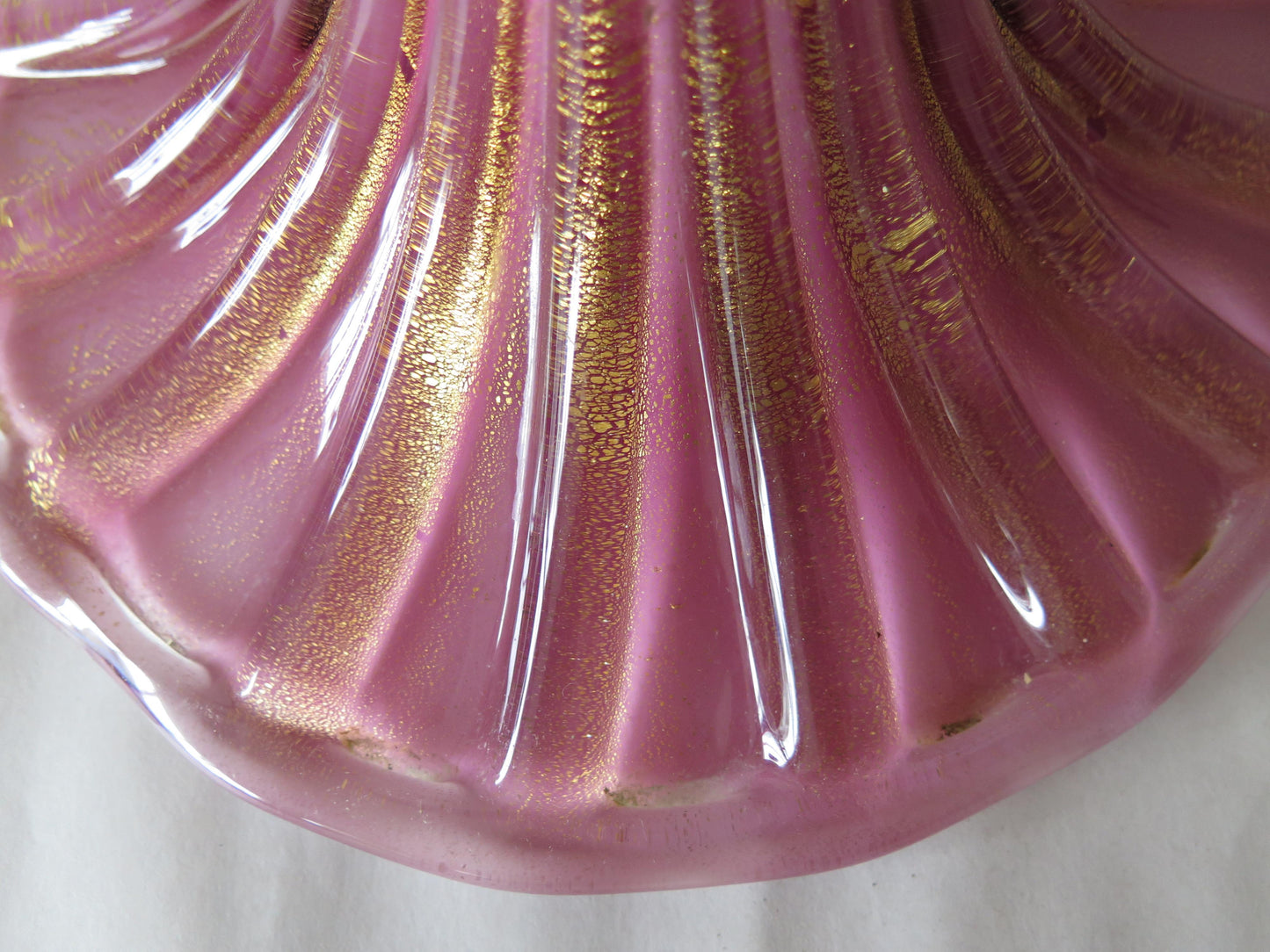 Frisman Vintage Pair of Pink Glass Murano Lamps with Gold Flecks