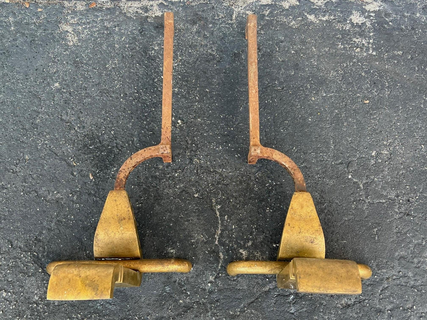 Frisman Vintage A Pair Of Bronze Modernist Andirons By Wah Chang Signed Ca' 1950's
