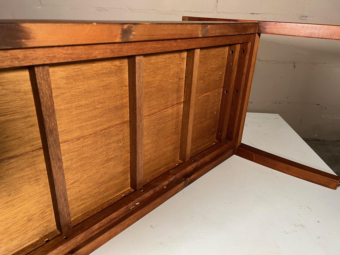 Frisman Vintage Classic Antique Style Bench