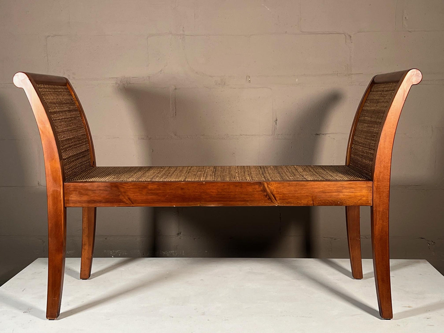 Frisman Vintage Classic Antique Style Bench