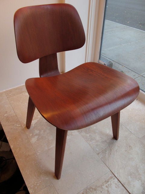 Frisman Vintage A Classic Charles Eames Evans DCW 1940's