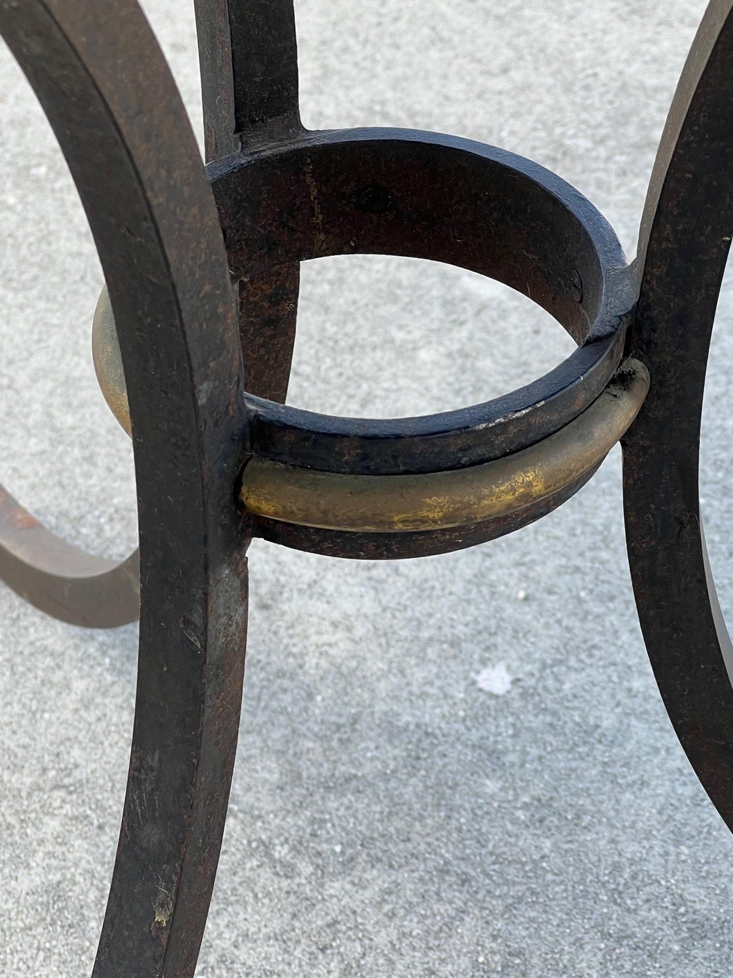 Frisman Vintage A Classic Wrought Iron Gueridon By Yale Burge ca' 1950's