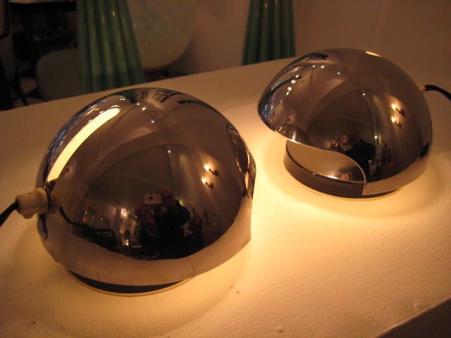 Frisman Vintage Pair of Bedside Lamps by Reggiani
