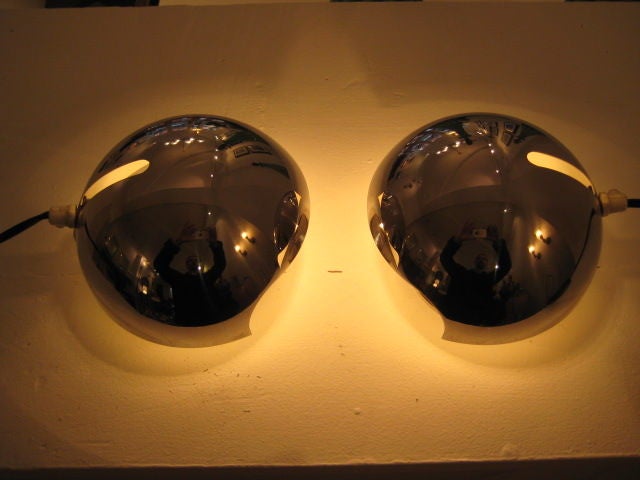 Frisman Vintage Pair of Bedside Lamps by Reggiani