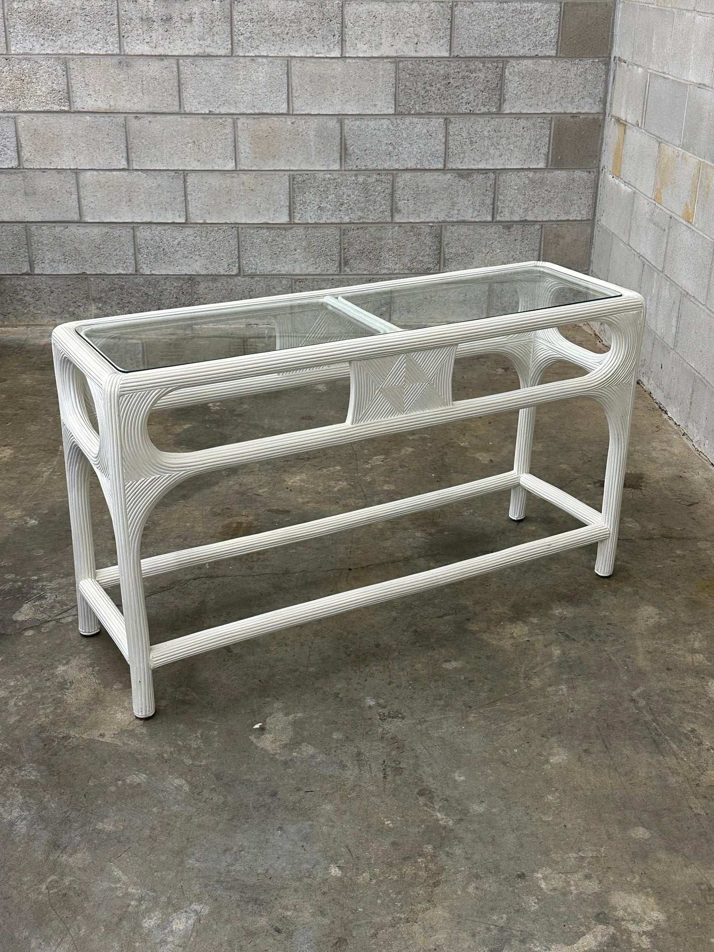 Frisman Vintage Vintage Coastal Pencil Reed Console Table