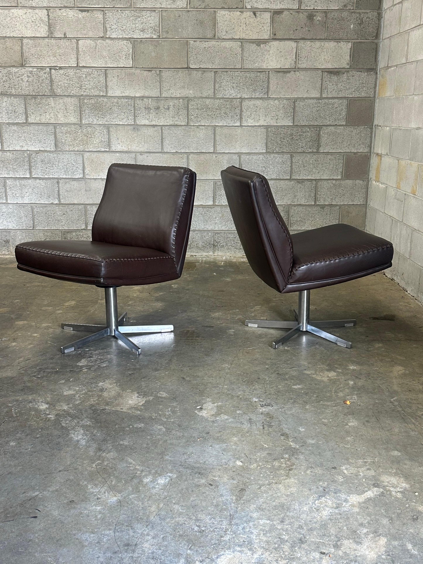 Frisman Vintage 1970s De Sede Leather and Metal Swivel Chairs- A Pair