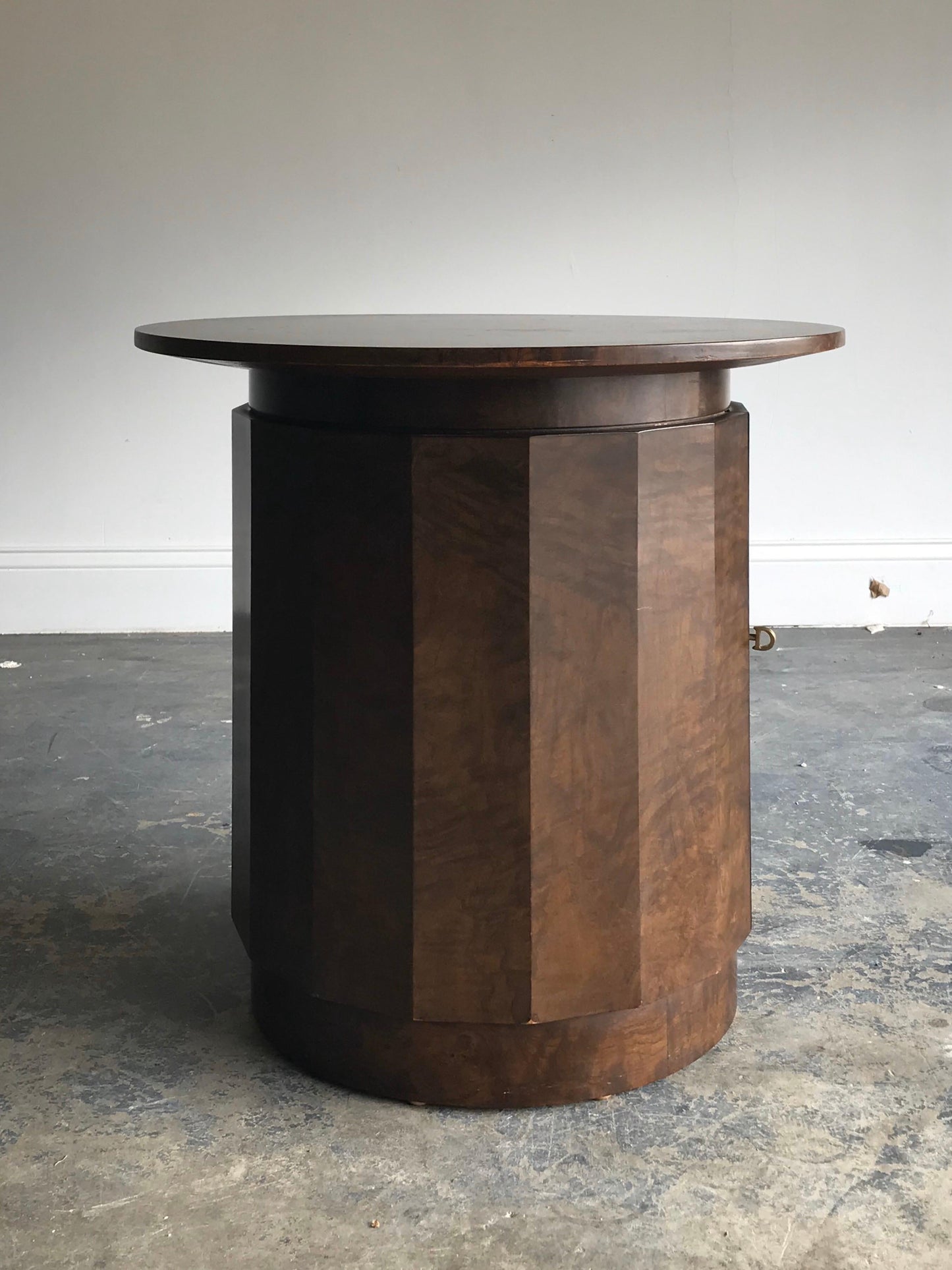 Frisman Vintage Edward Wormley for Dunbar Pedestal Table/ Bar with Key