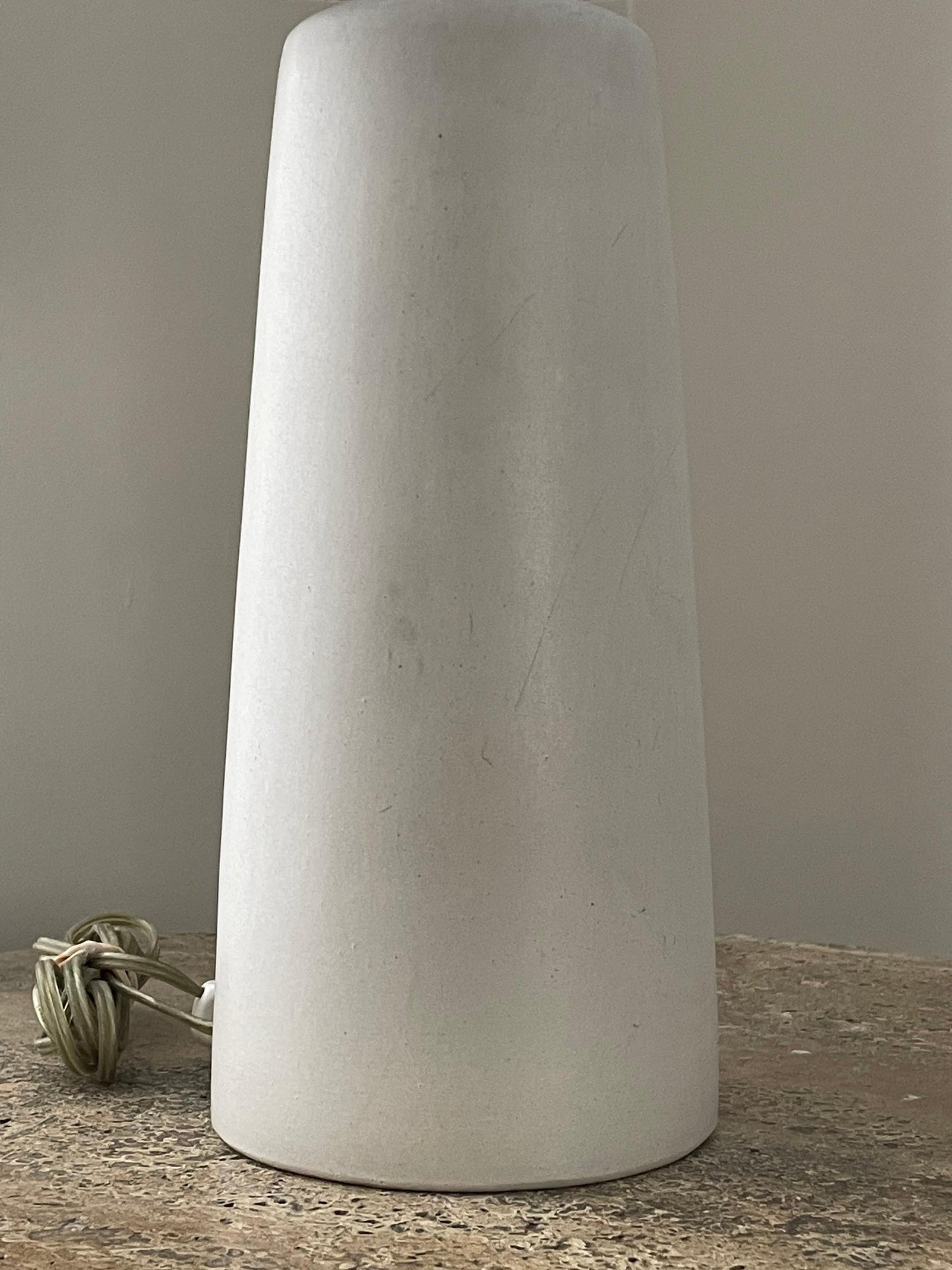 Frisman Vintage Jane and Gordon Martz Minimalist Table Lamp, Ceramic and Walnut
