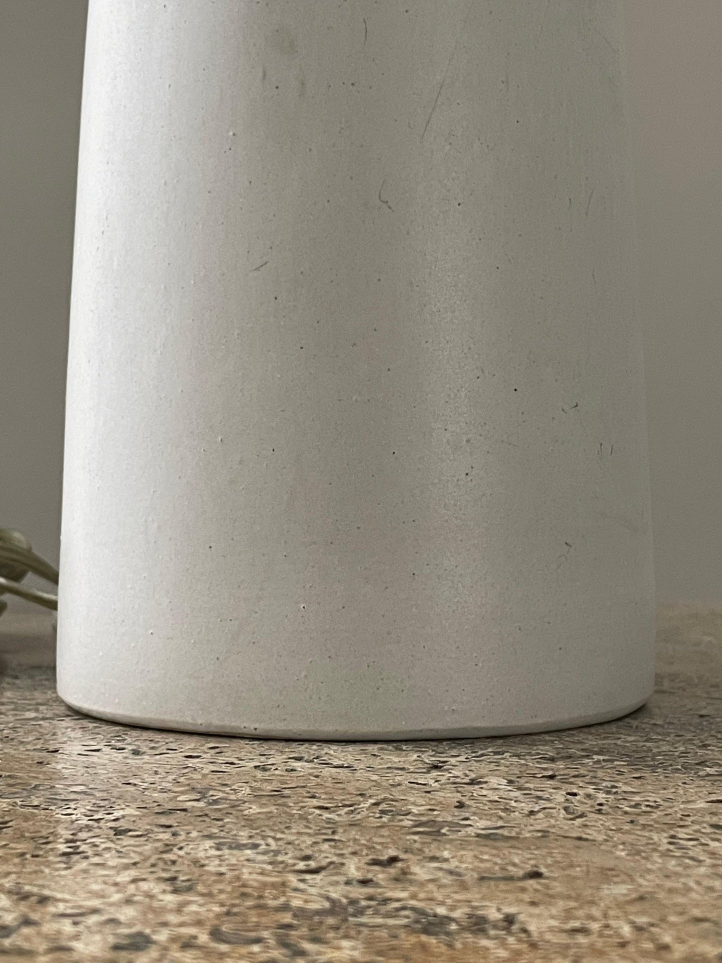 Frisman Vintage Jane and Gordon Martz Minimalist Table Lamp, Ceramic and Walnut