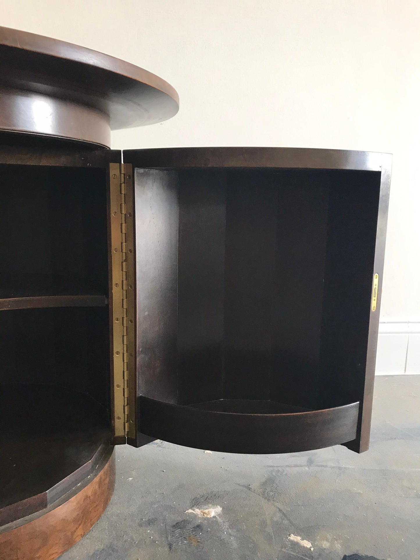 Frisman Vintage Edward Wormley for Dunbar Pedestal Table/ Bar with Key
