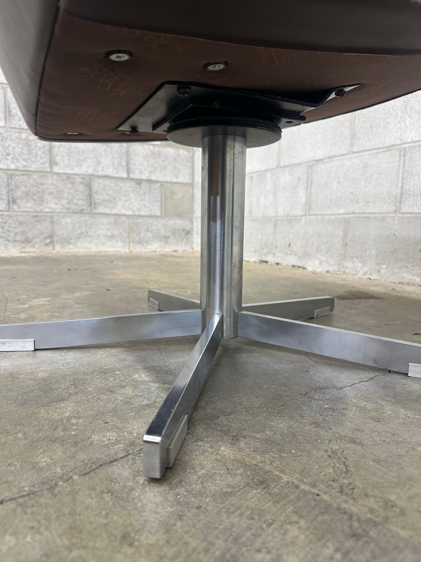 Frisman Vintage 1970s De Sede Leather and Metal Swivel Chairs- A Pair