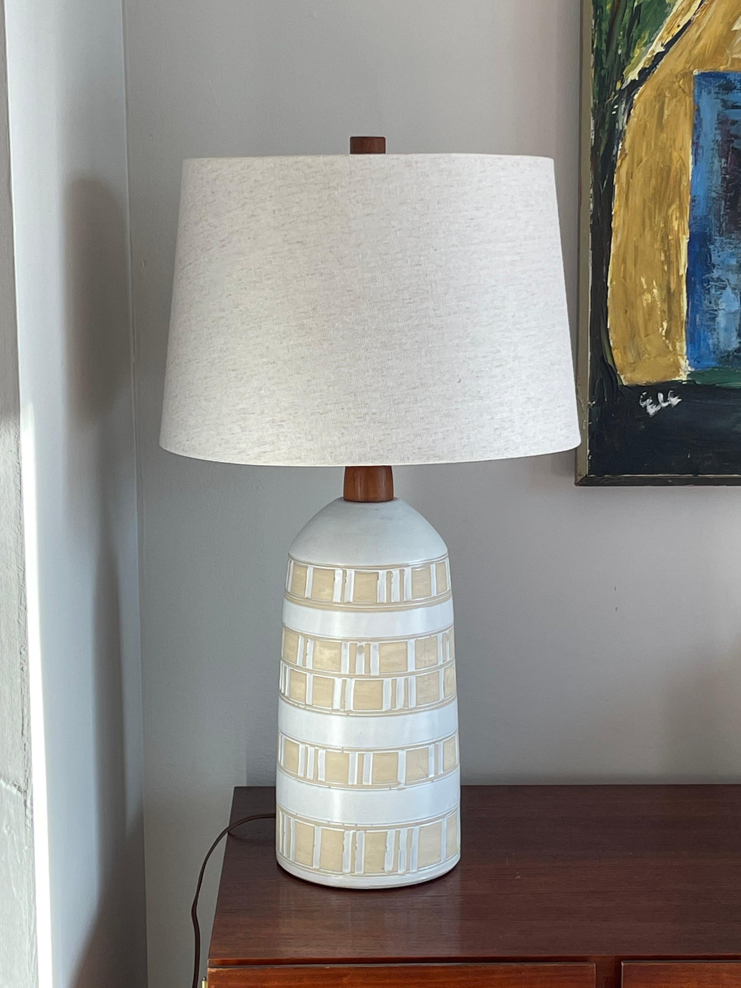 Frisman Vintage Jane and Gordon Martz Large Table Lamp, Ceramic and Walnut