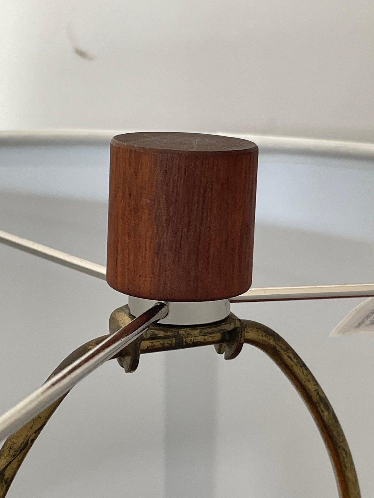 Frisman Vintage Jane and Gordon Martz Ceramic Table Lamp, Walnut and Ceramic