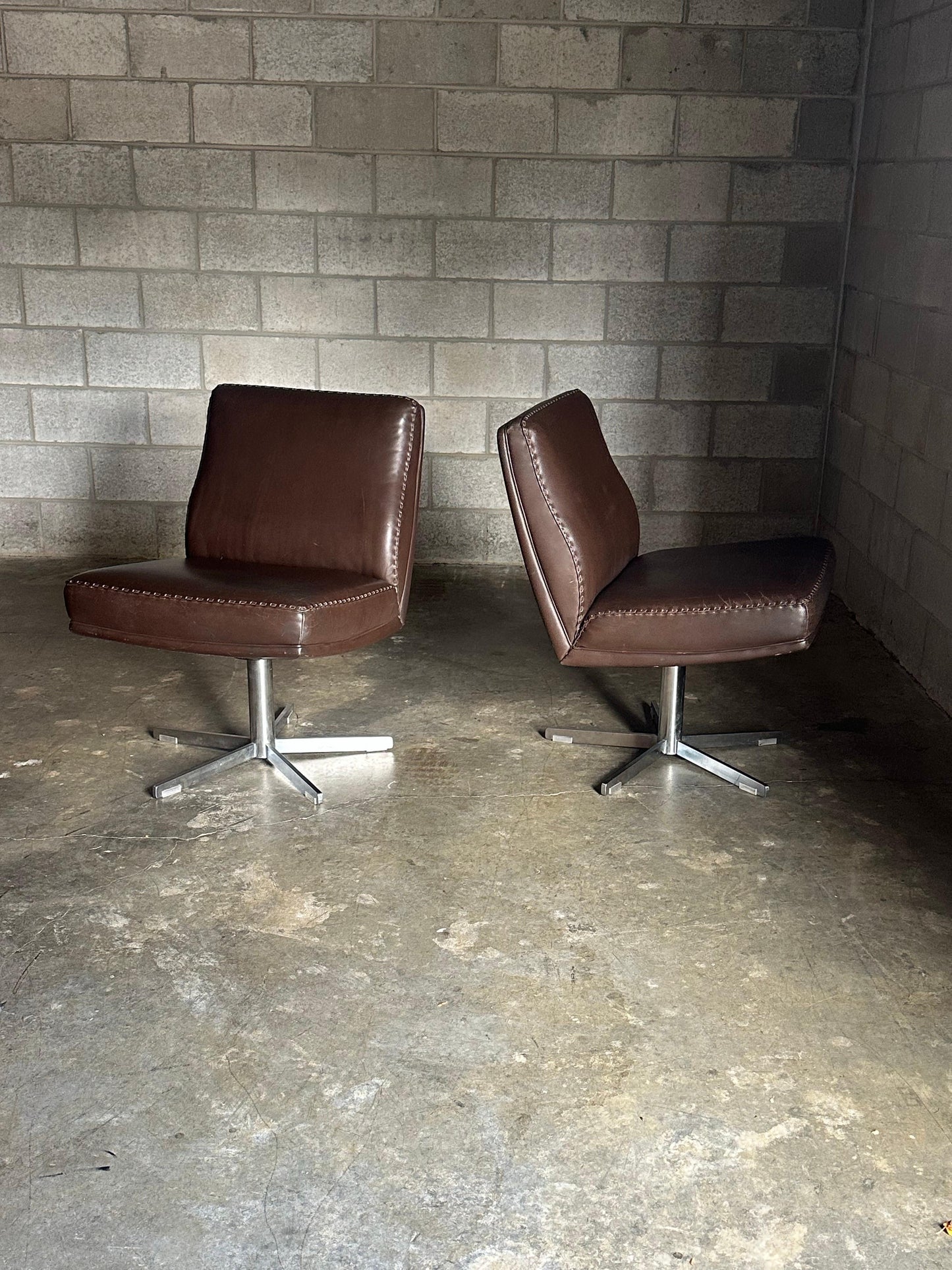 Frisman Vintage 1970s De Sede Leather and Metal Swivel Chairs- A Pair
