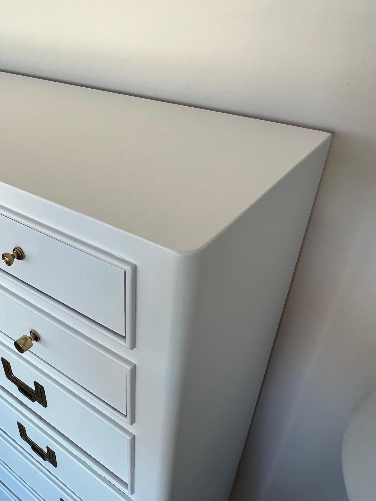 Frisman Vintage Elegant Dresser With Twenty One Drawers