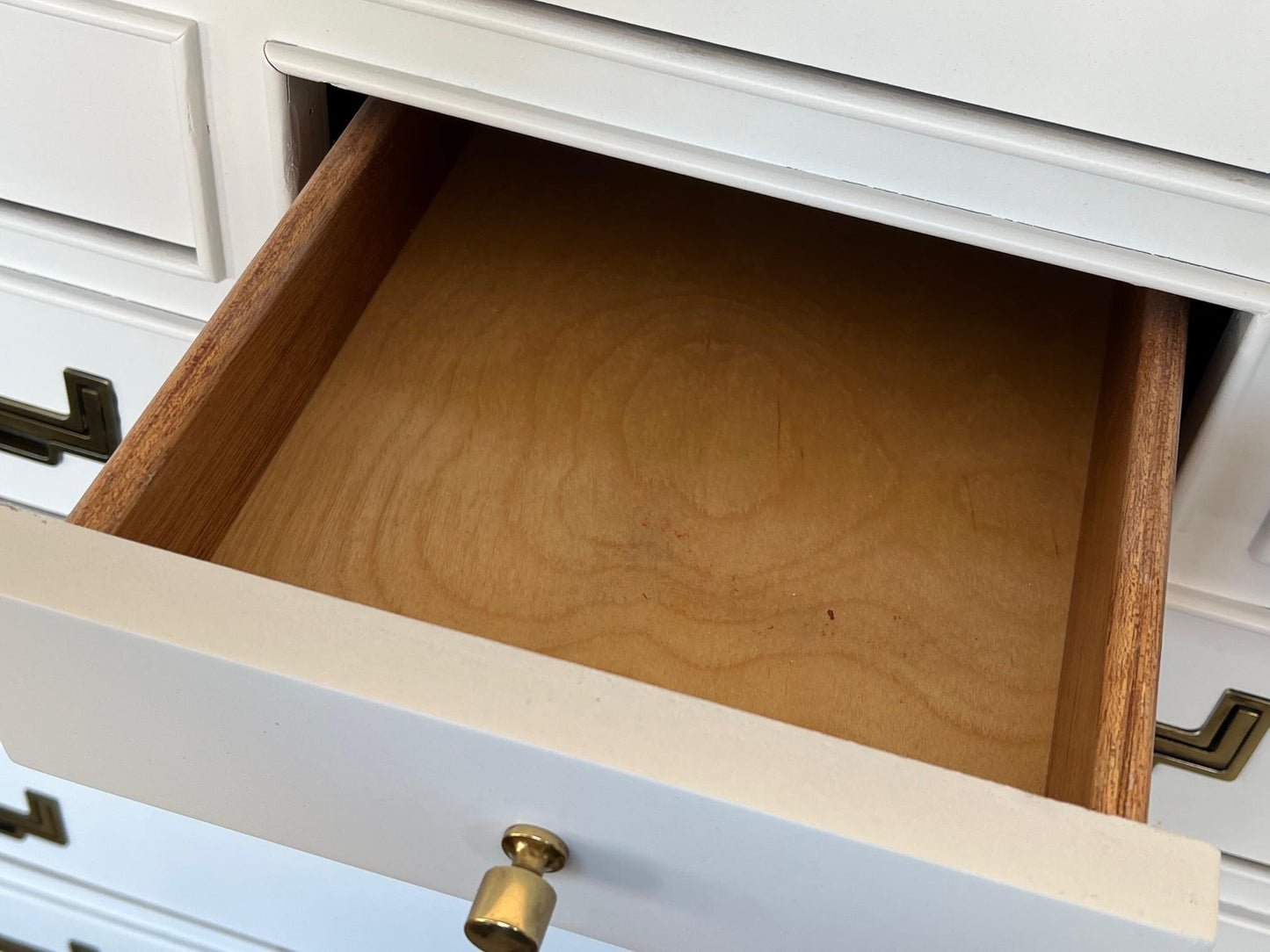 Frisman Vintage Elegant Dresser With Twenty One Drawers