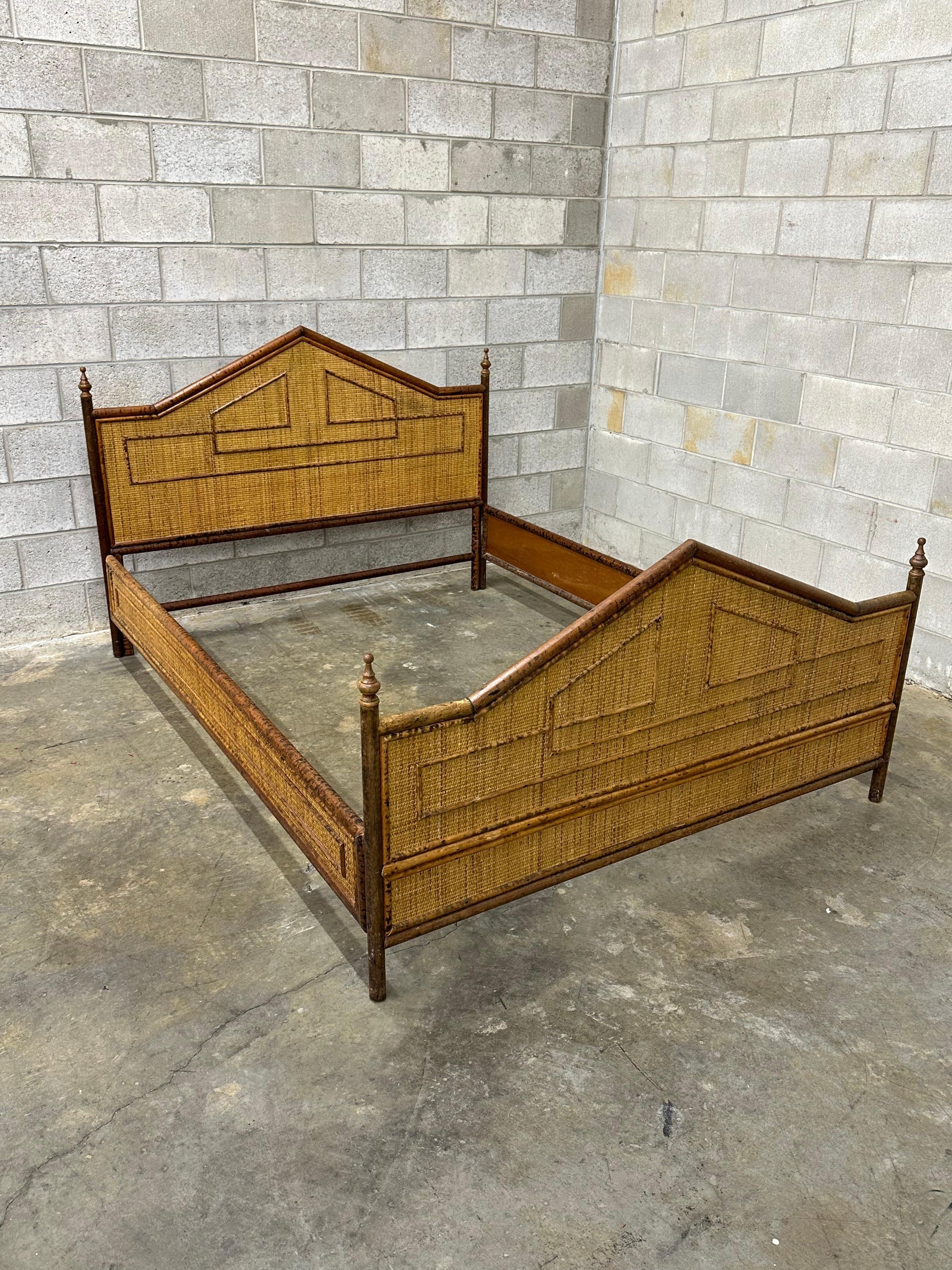 Frisman Vintage British Colonial Style Burnt Bamboo and Cane Queen Bed Frame