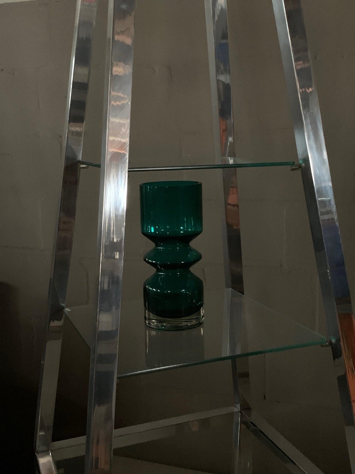 Frisman Vintage Pair of Obelisk Étagères in Polished Aluminum