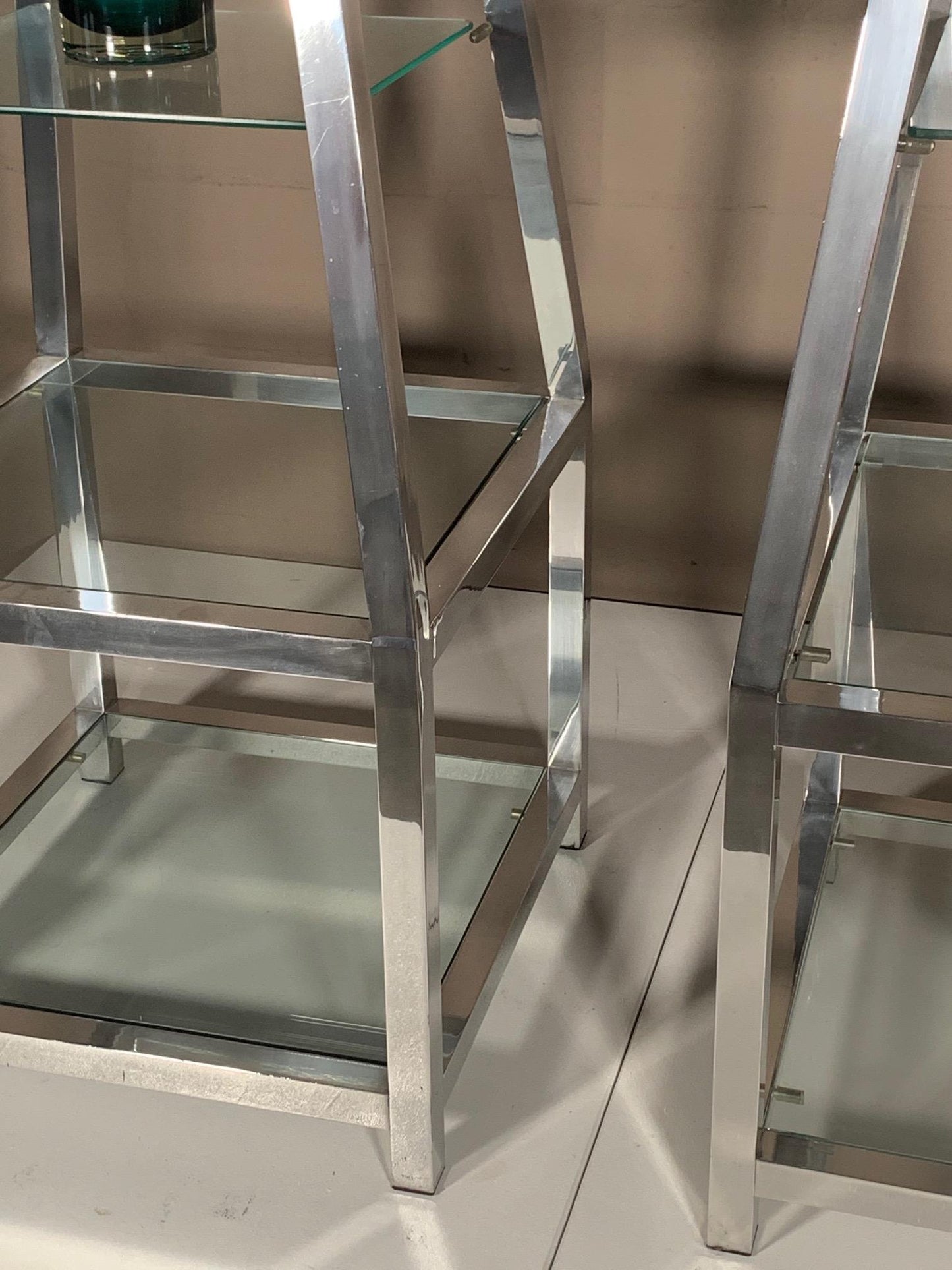 Frisman Vintage Pair of Obelisk Étagères in Polished Aluminum
