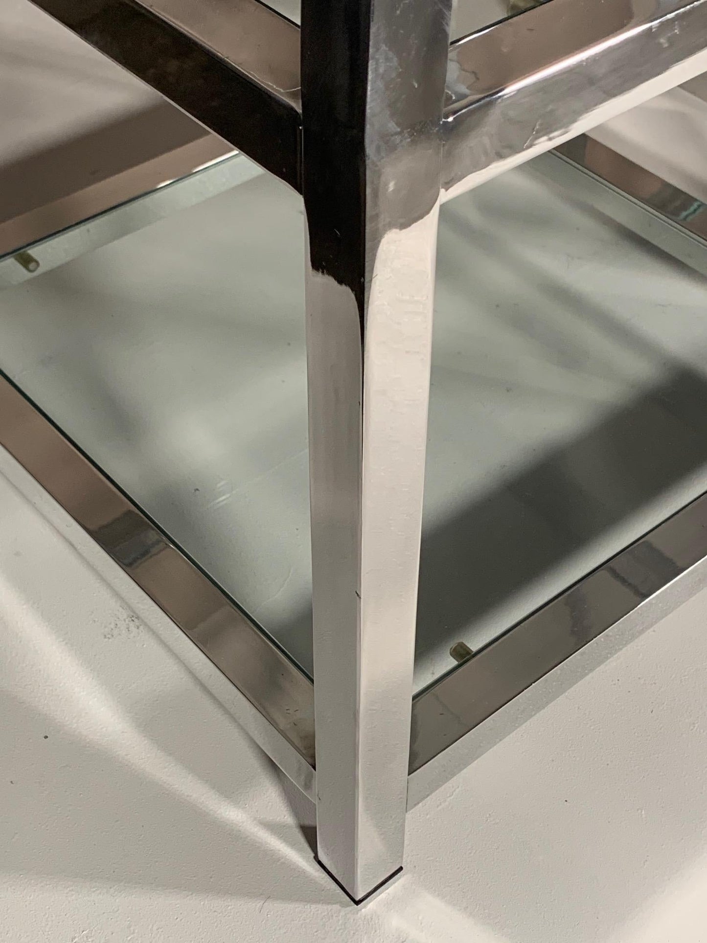 Frisman Vintage Pair of Obelisk Étagères in Polished Aluminum
