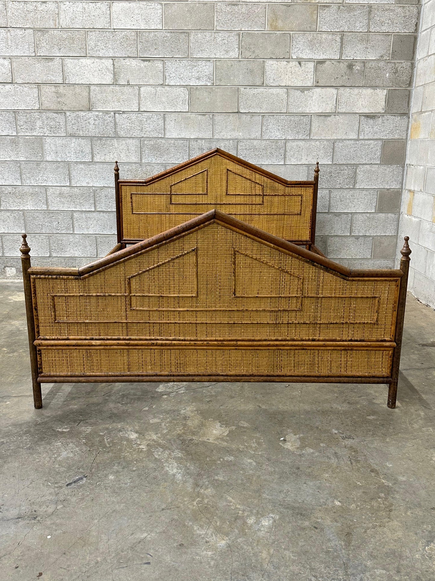 Frisman Vintage British Colonial Style Burnt Bamboo and Cane Queen Bed Frame