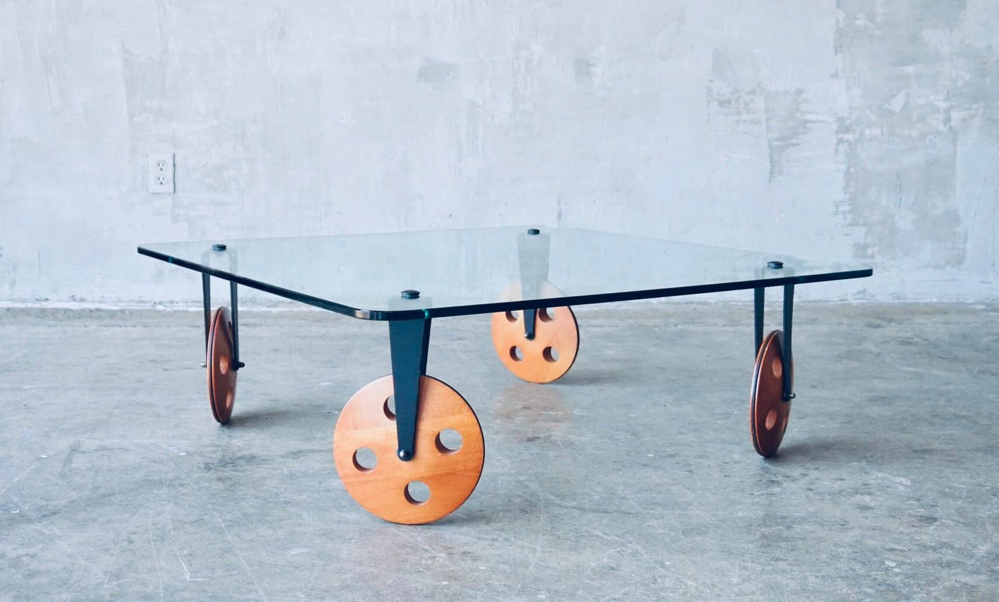 Frisman Vintage Gae Aulenti Style Postmodern Industrial Coffee Table lood Wheels Fontana Arte